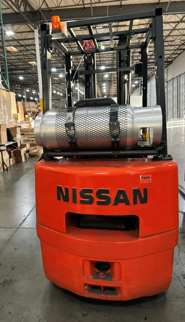 Flame King 43.5lb Aluminum Forklift Propane Tank Cylinder with Gauge - Image 2
